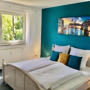Apartment Schöne Gartenwohnung, Wackersdorf